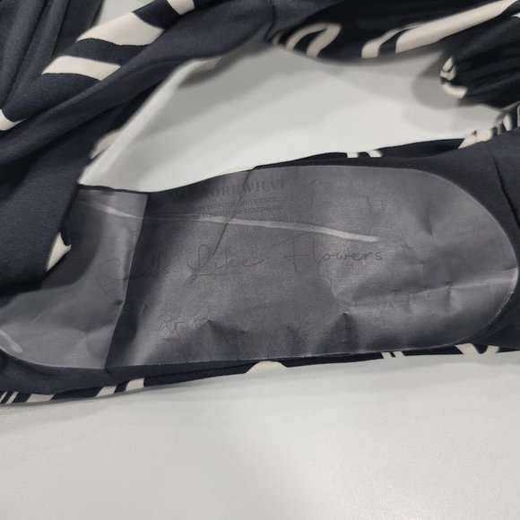 WeWoreWhat One-Shoulder Cutout One-Piece Sz X-Small - Picture 4 of 8